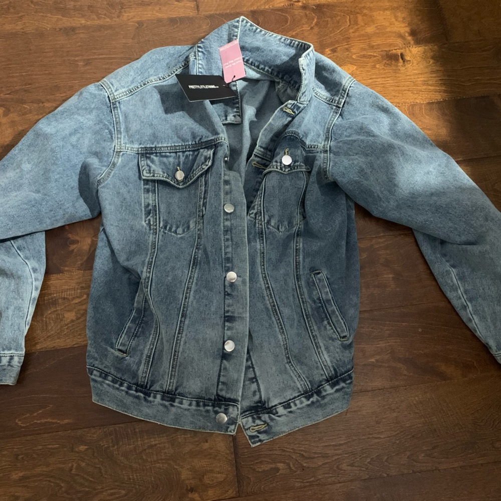 Pretty little thing Jean jacket